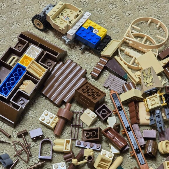 Lego and Compatible with Lego Building Blocks Tools Brown Tan Lot GA156 - Picture 9 of 9